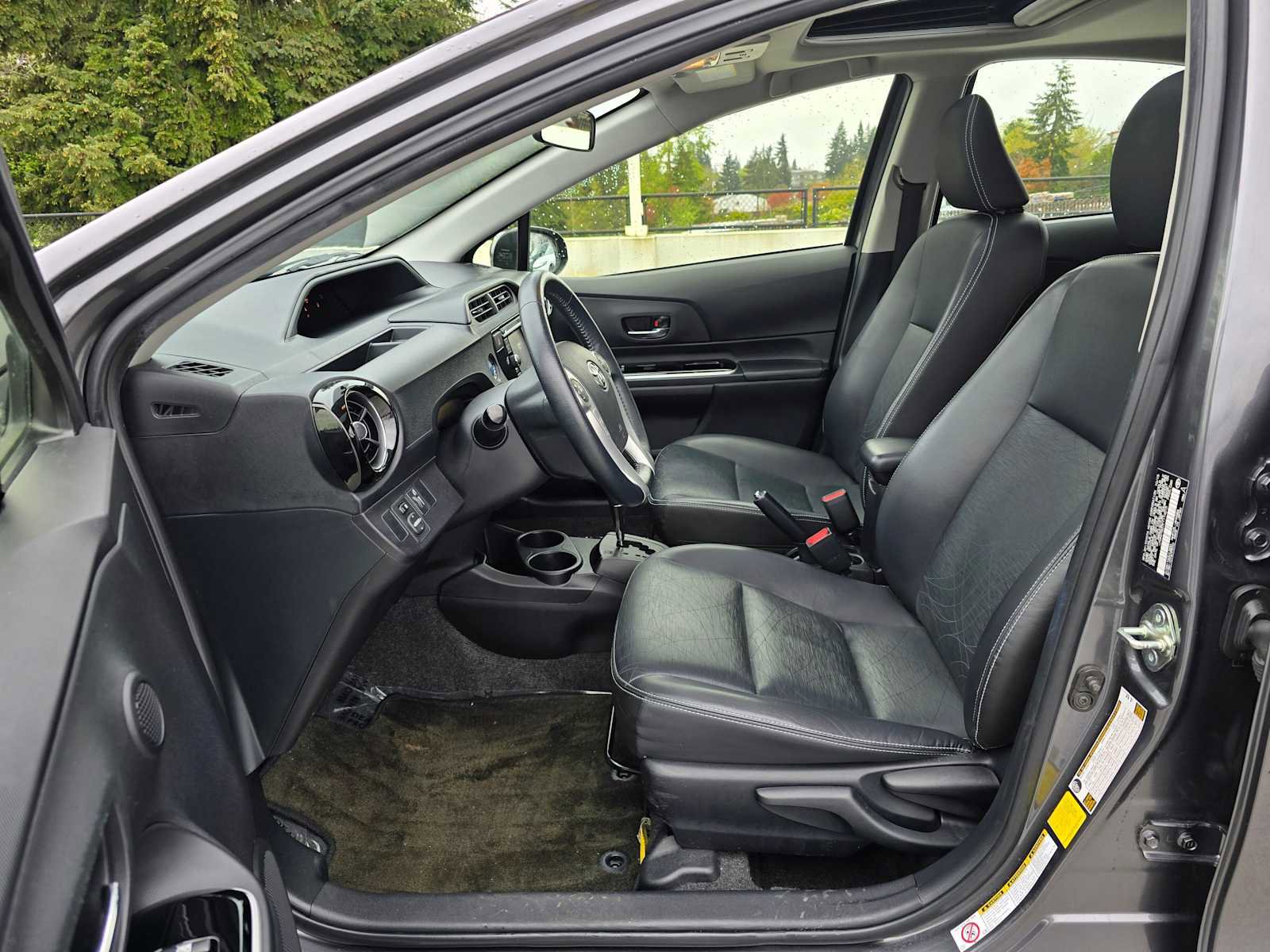 Used 2015 Toyota Prius C Four FWD image 11