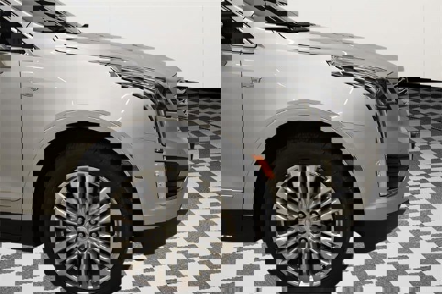 Used 2018 Cadillac XT5 Premium Luxury image 28