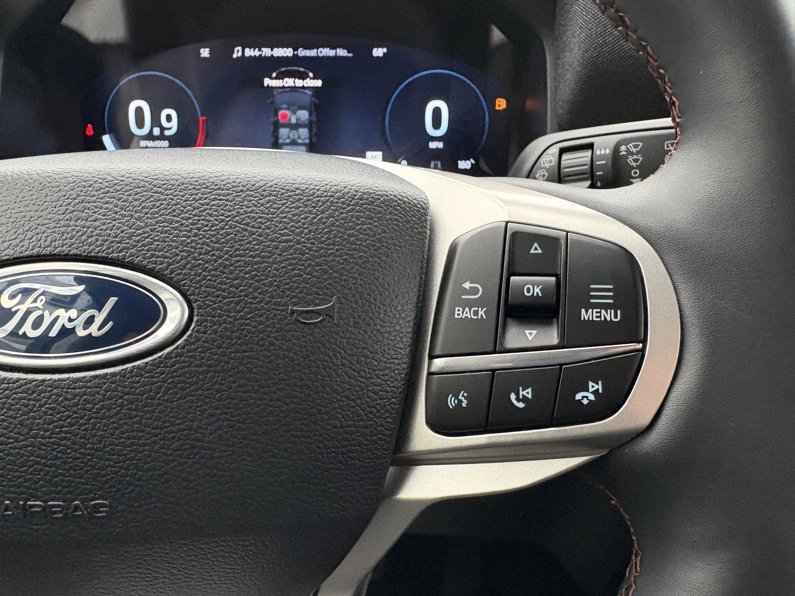 Used 2025 Ford Explorer Active image 11