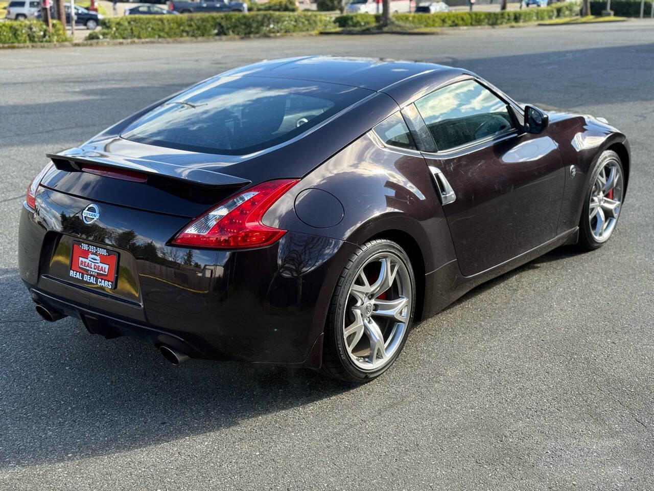 Used 2010 Nissan 370Z Touring w/ Sport Pkg RWD image 7