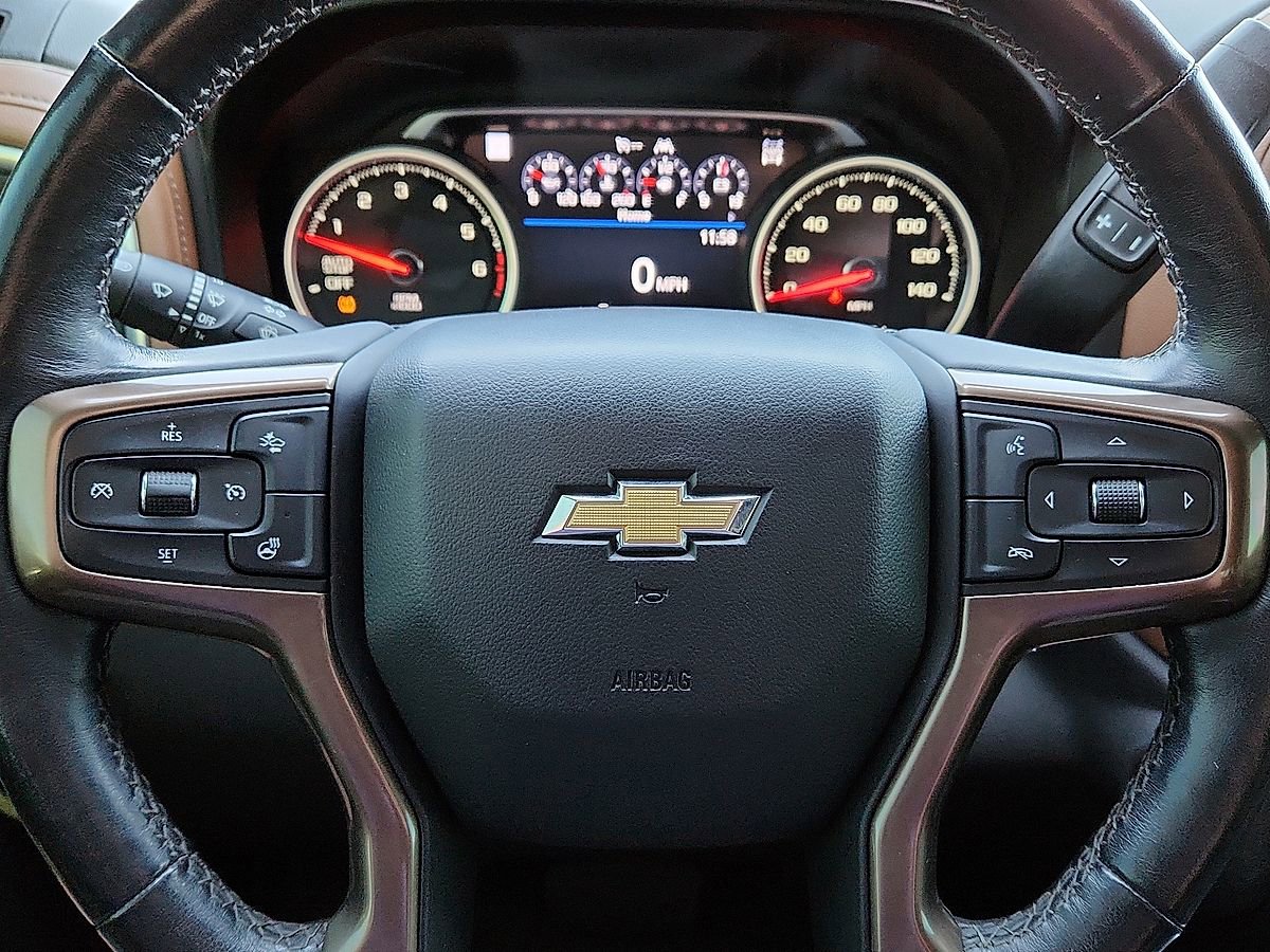 Used 2019 Chevrolet Silverado 1500 High Country image 11