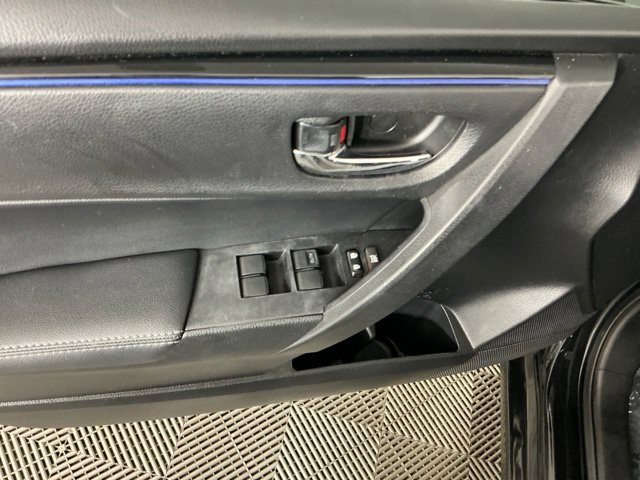 Used 2017 Toyota Corolla XSE w/ Carpet Mat Package (TMS) FWD image 13