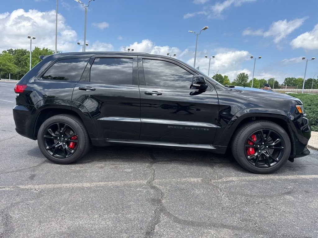Used 2021 Jeep Grand Cherokee SRT w/ Trailer Tow Group IV AWD/4WD image 19