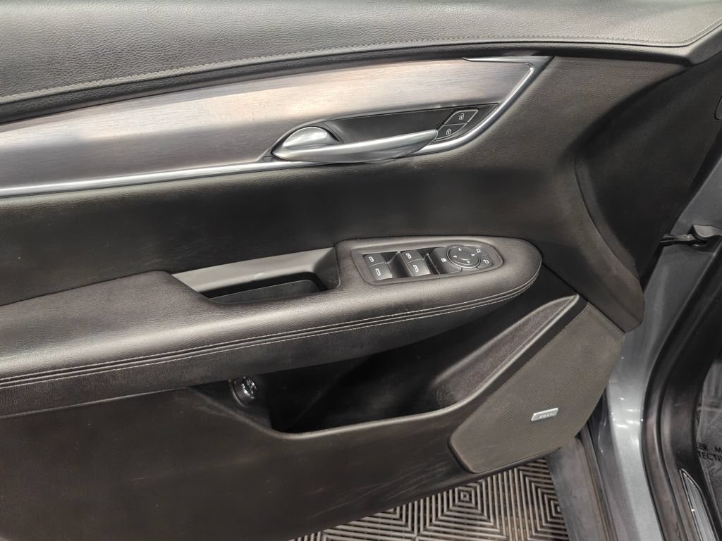 Used 2020 Cadillac XT5 Luxury AWD/4WD image 44
