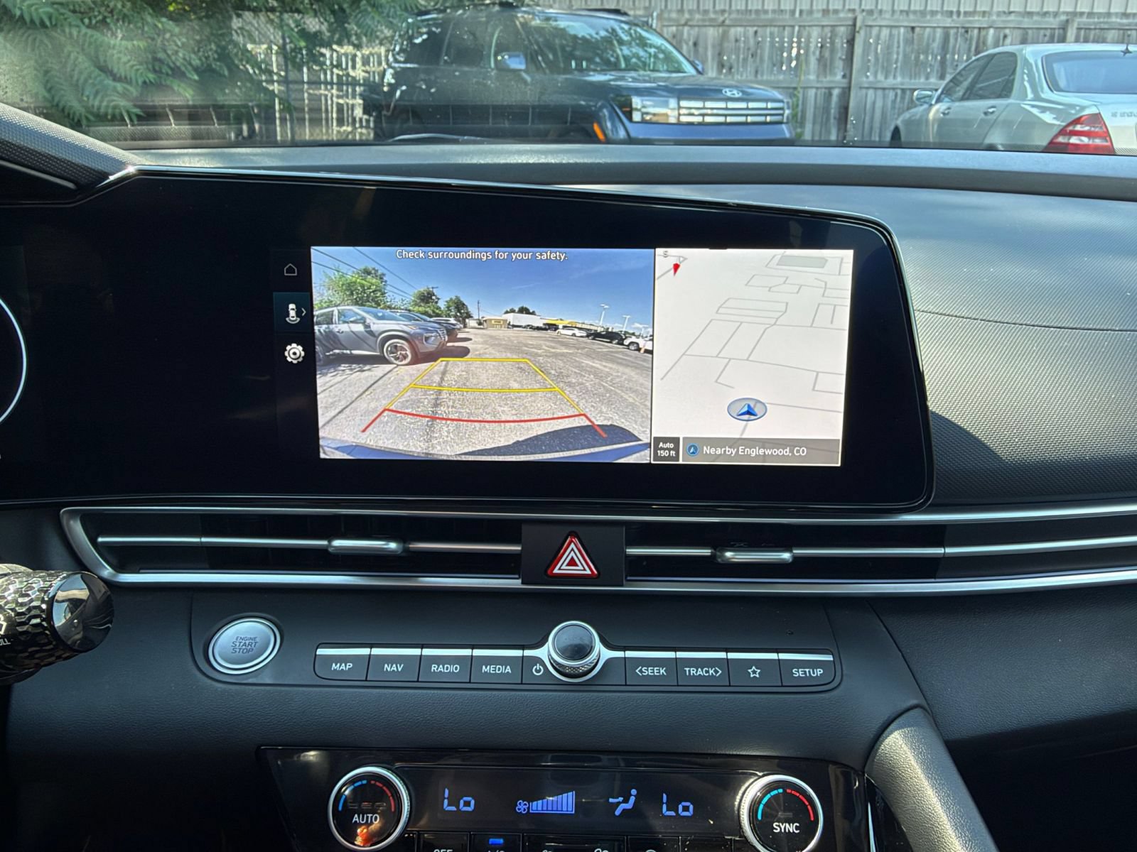 Used 2025 Hyundai Elantra Limited FWD image 23