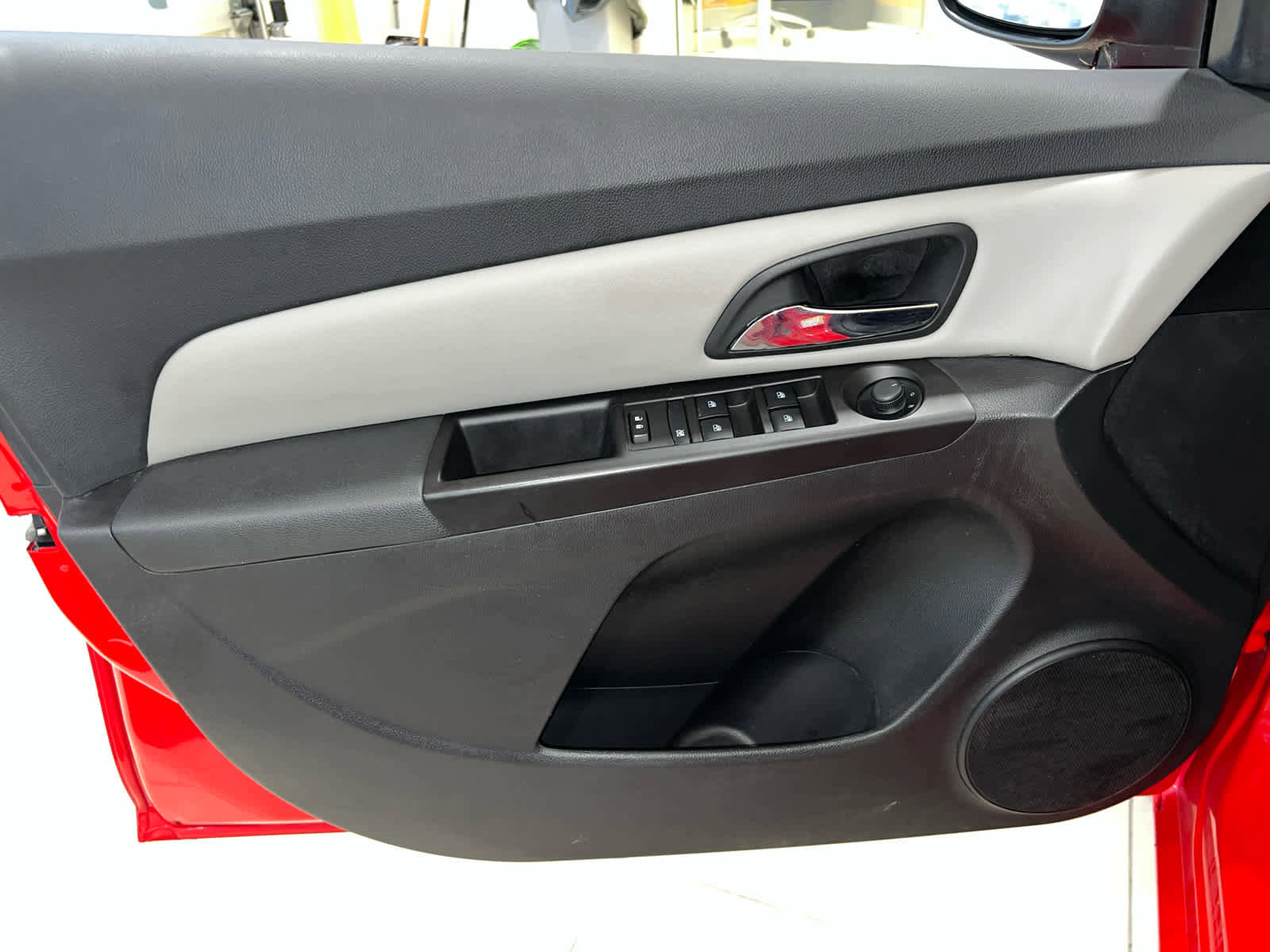 Used 2015 Chevrolet Cruze LS FWD image 15