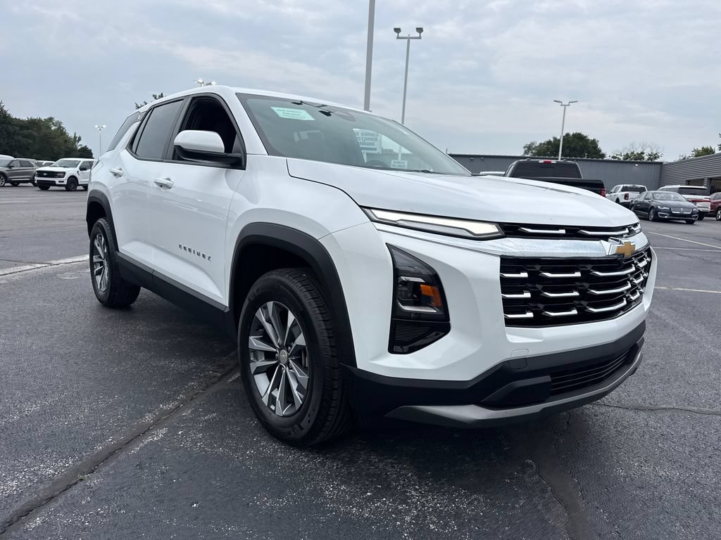 Used 2026 Chevrolet Equinox LT AWD/4WD image 4