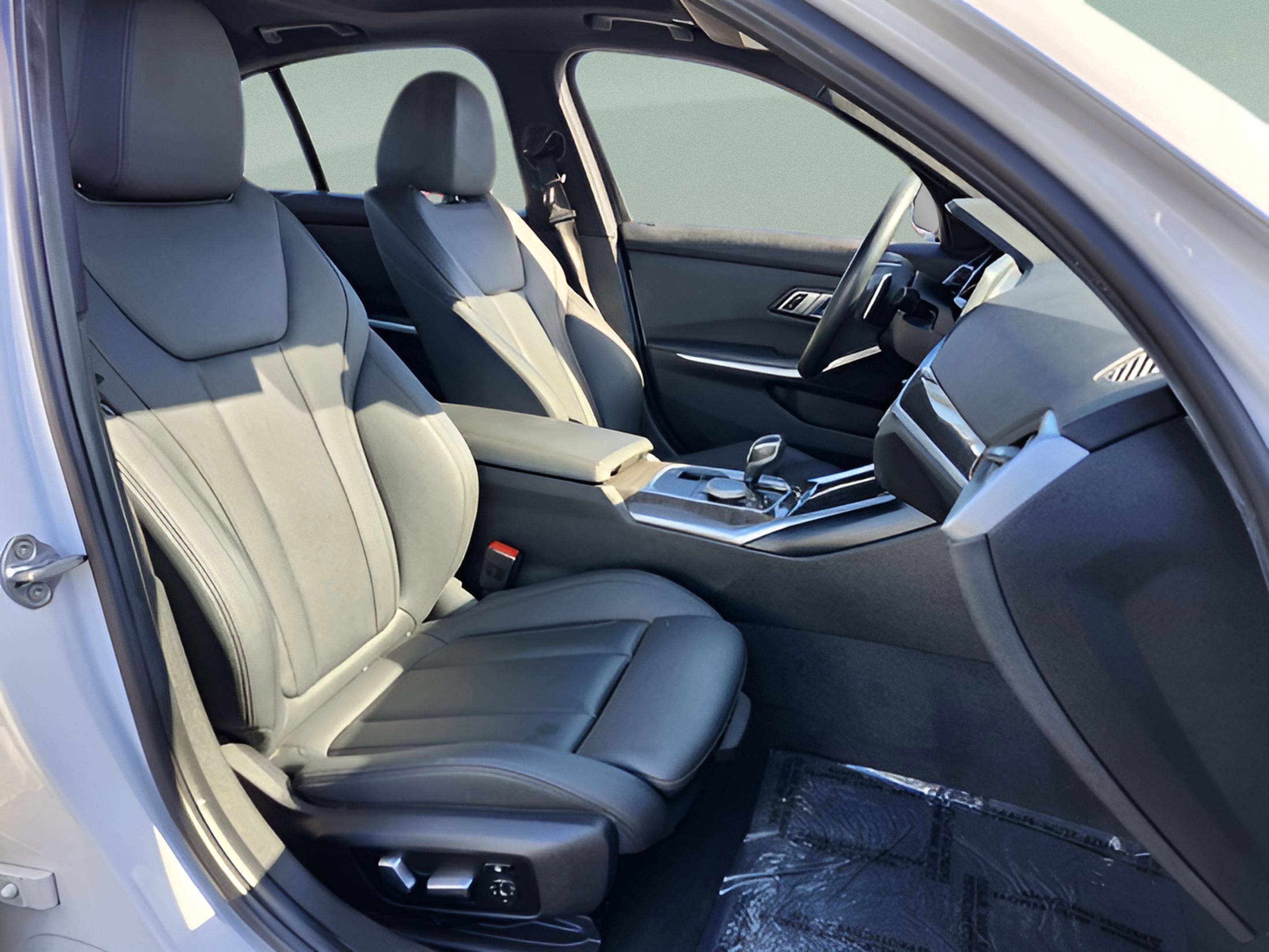 Used 2019 BMW 330i xDrive Sedan image 18