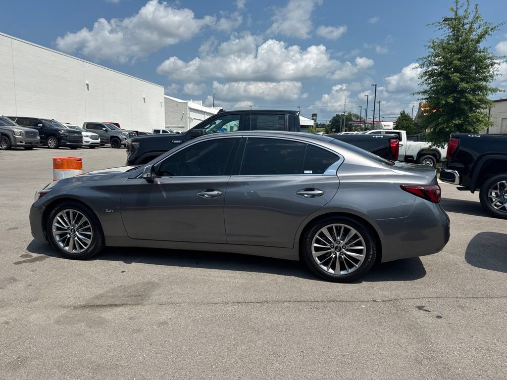 Used 2018 INFINITI Q50 Luxe w/ Essential Package (3.0T Luxe) RWD image 6