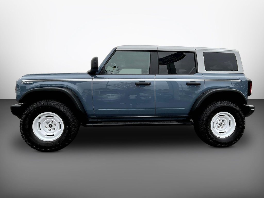 Used 2024 Ford Bronco Heritage Edition AWD/4WD image 4