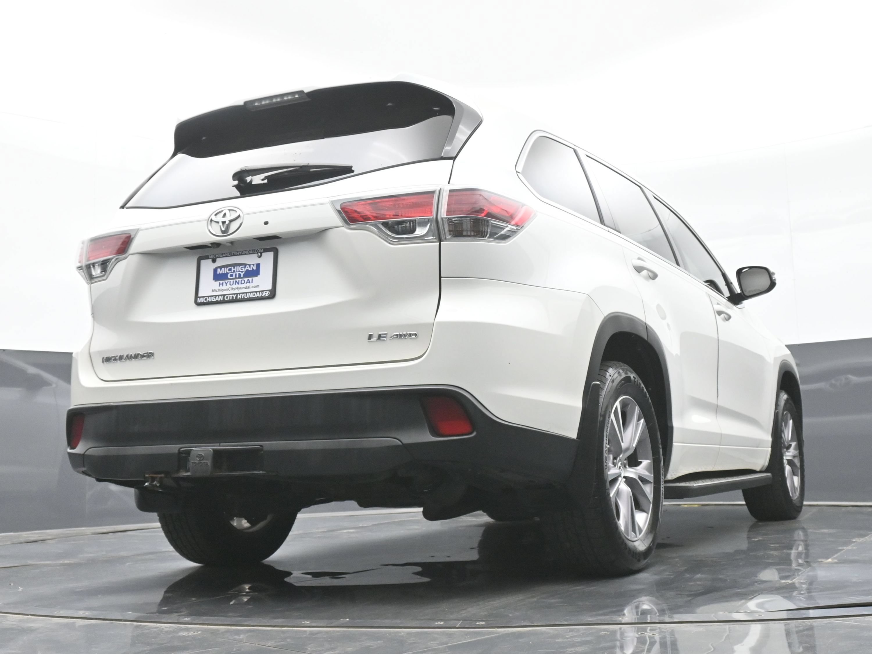 Used 2015 Toyota Highlander Plus AWD/4WD image 42