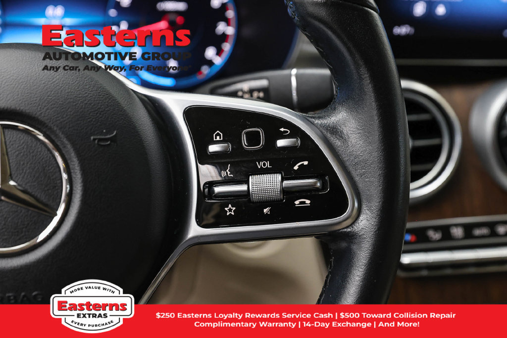 Used 2022 Mercedes-Benz GLC 300 w/ Premium Package Lite image 17