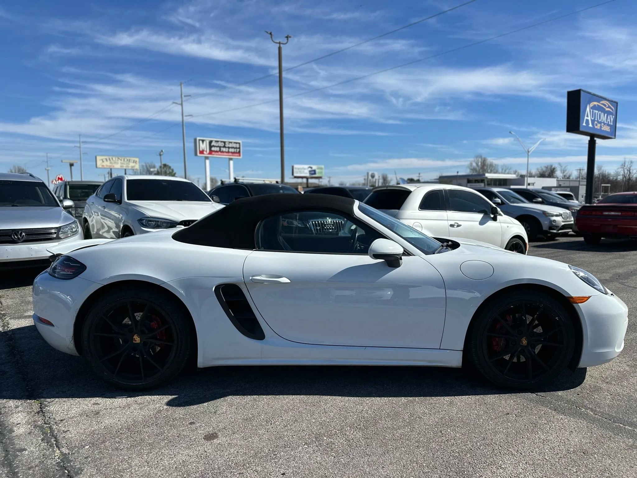 Used 2017 Porsche 718 Boxster S image 8