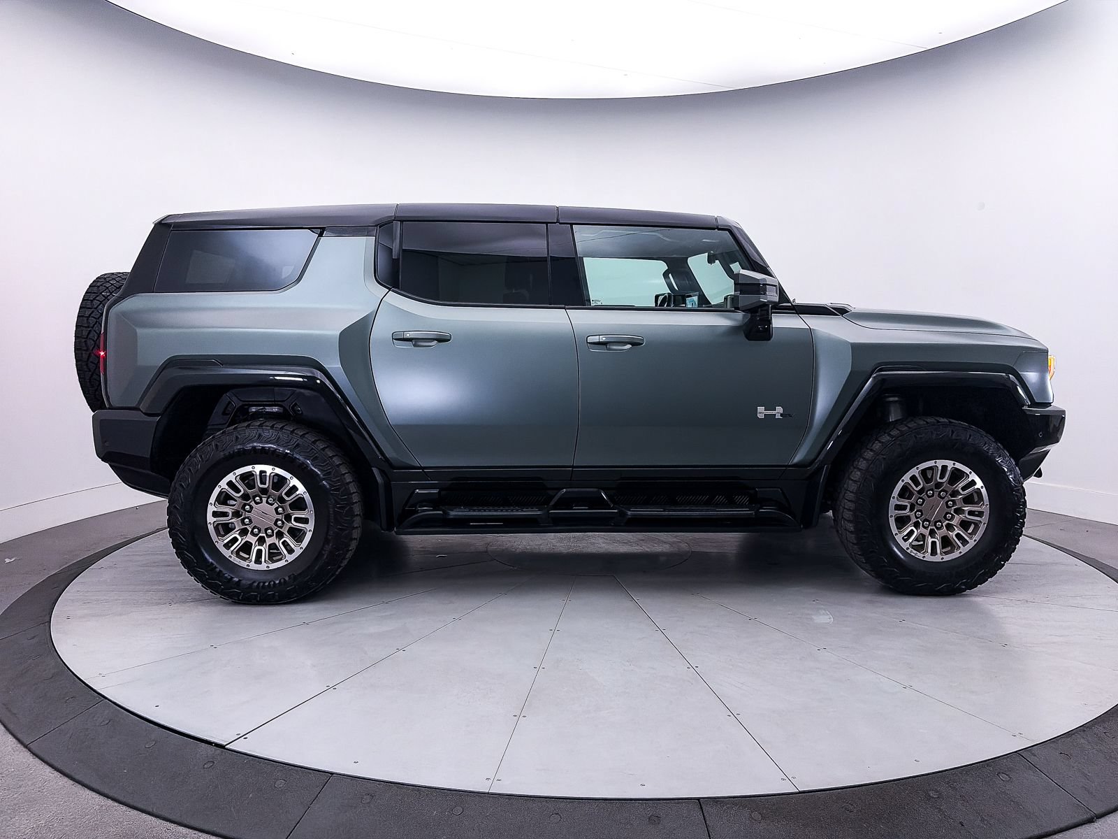 Used 2024 GMC Hummer EV 3X w/ Extreme Off-Road Package AWD/4WD image 45