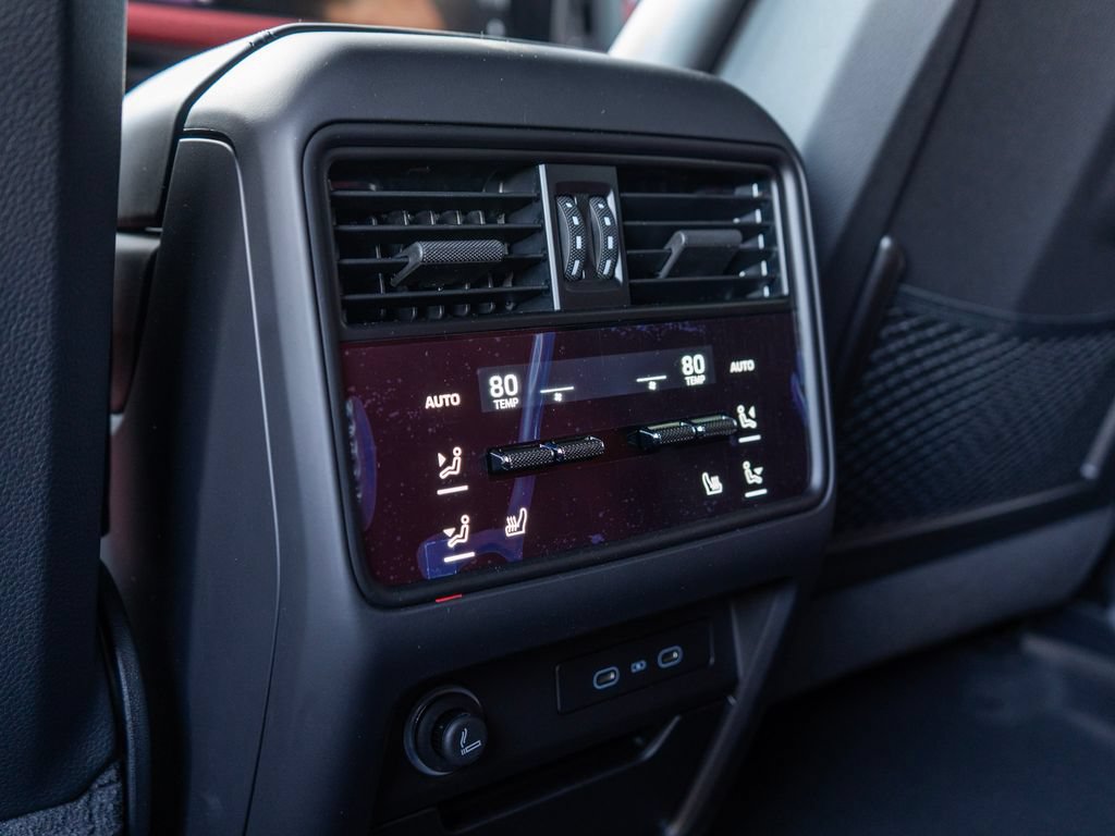 New 2026 Porsche Cayenne Turbo GT AWD/4WD image 27