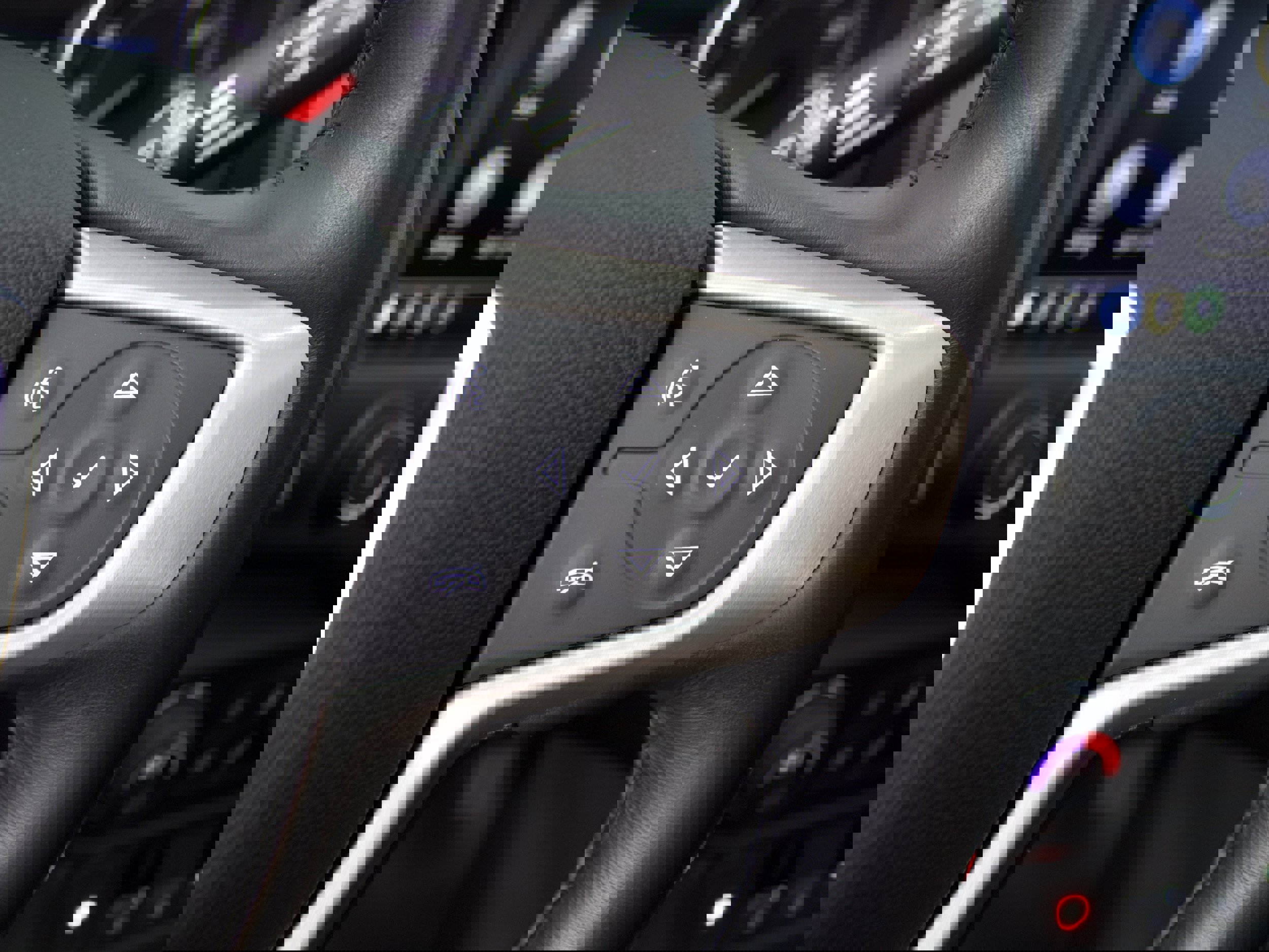 Used 2018 GMC Terrain Denali w/ Advanced Safety Package image 19