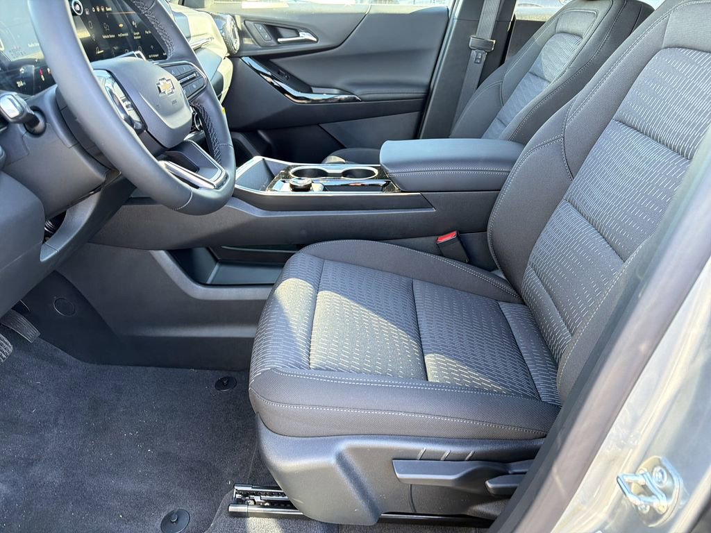 New 2026 Chevrolet Equinox LT image 16