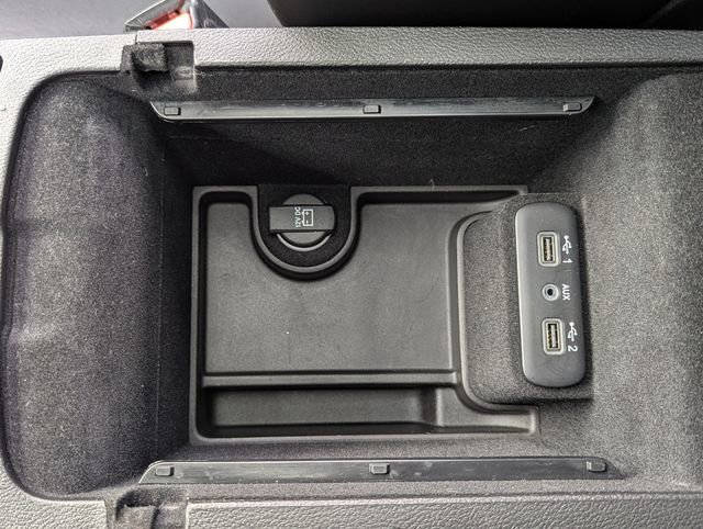 Used 2022 Chrysler 300 S RWD image 24