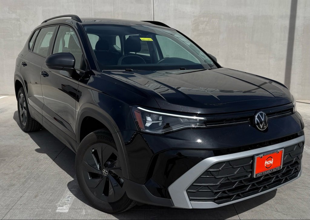 Used 2025 Volkswagen Taos S image 1