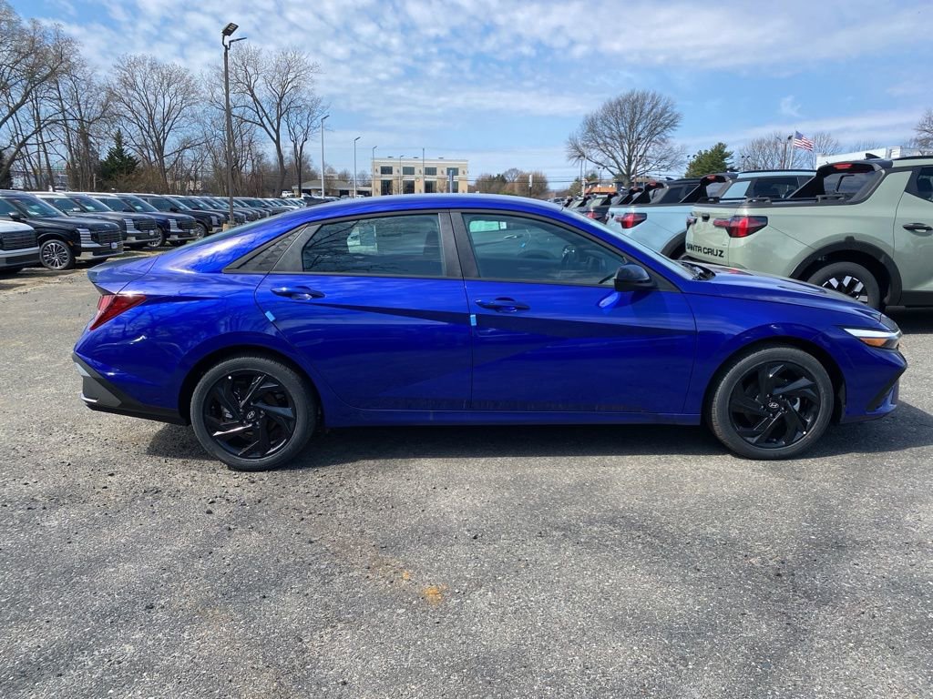 New 2026 Hyundai Elantra Sport image 2