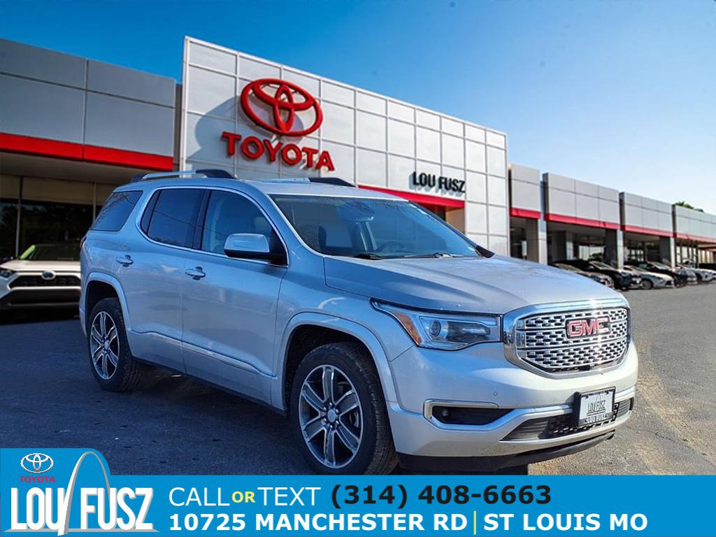 Used 2017 GMC Acadia Denali w/ Technology Package image 1
