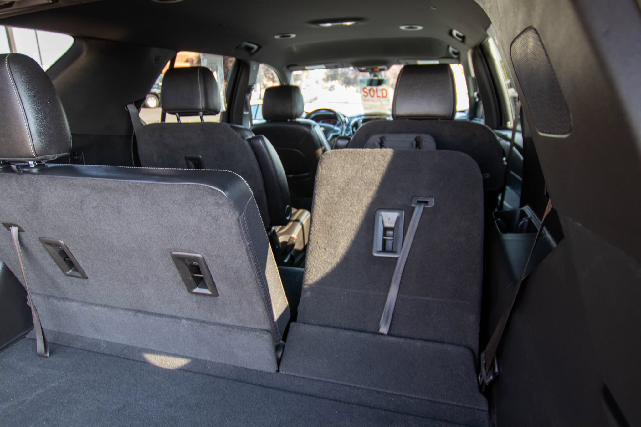 Used 2022 Chevrolet Traverse LT w/ LT Premium Package AWD/4WD image 12