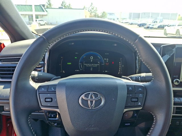 Certified 2025 Toyota Camry SE image 18