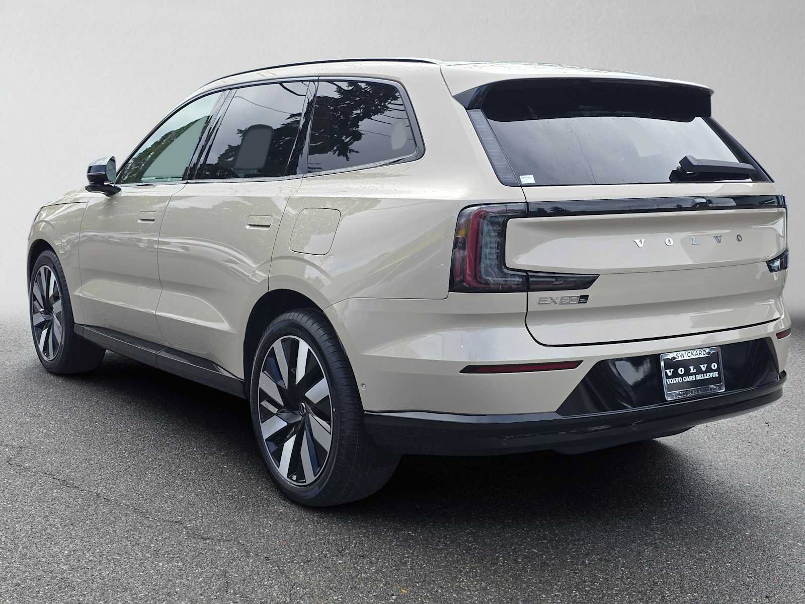 New 2026 Volvo EX90 Ultra AWD/4WD image 5