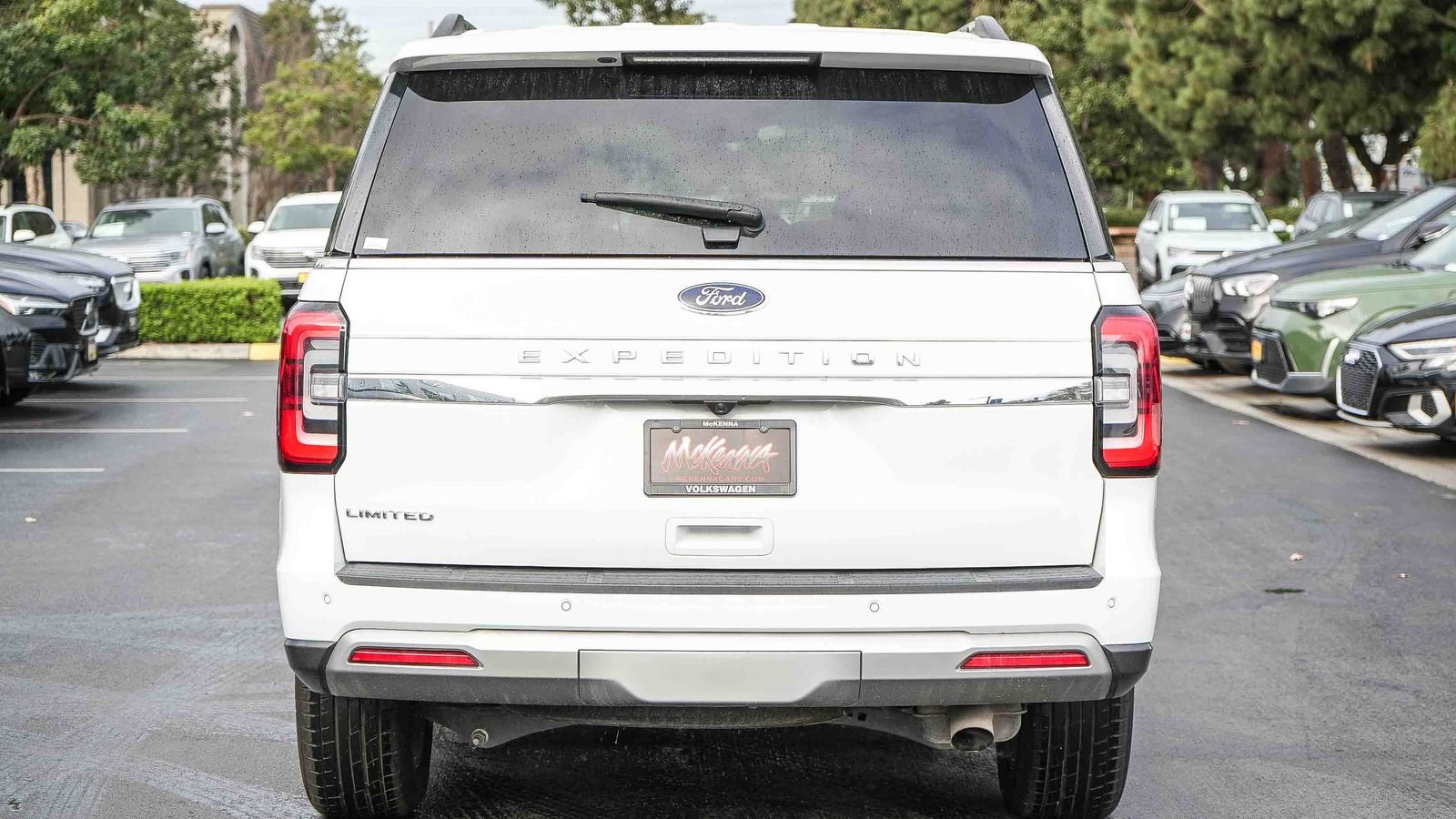 Used 2023 Ford Expedition Limited image 7