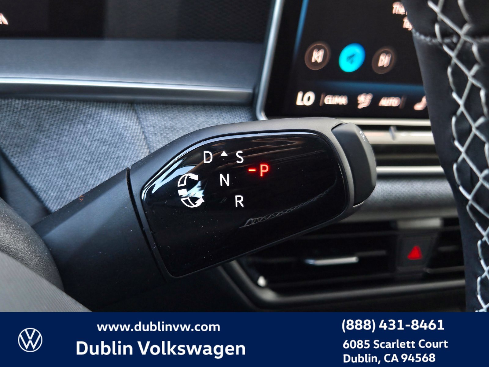 New 2026 Volkswagen Tiguan S AWD/4WD image 16