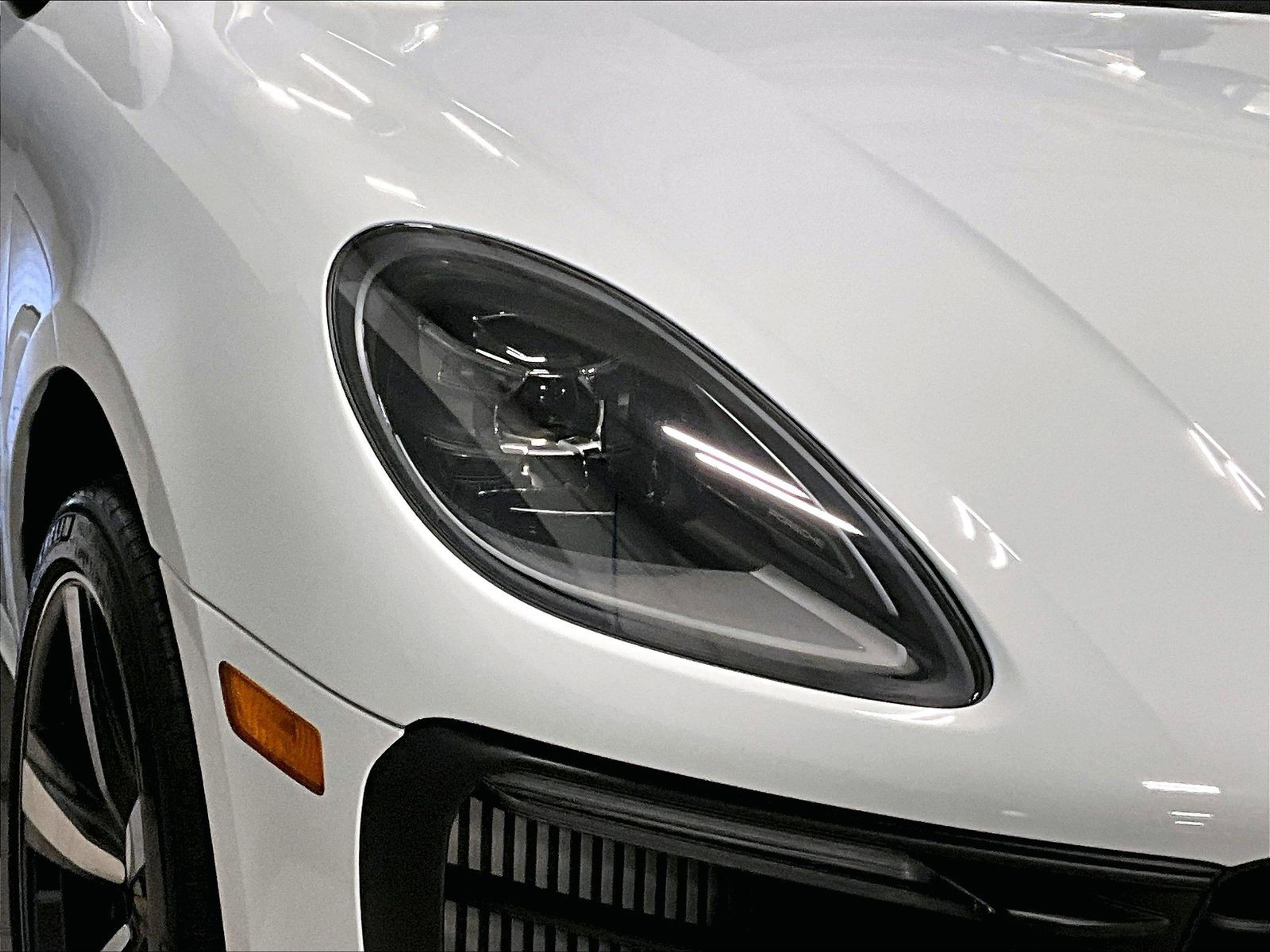 New 2026 Porsche Macan GTS image 23