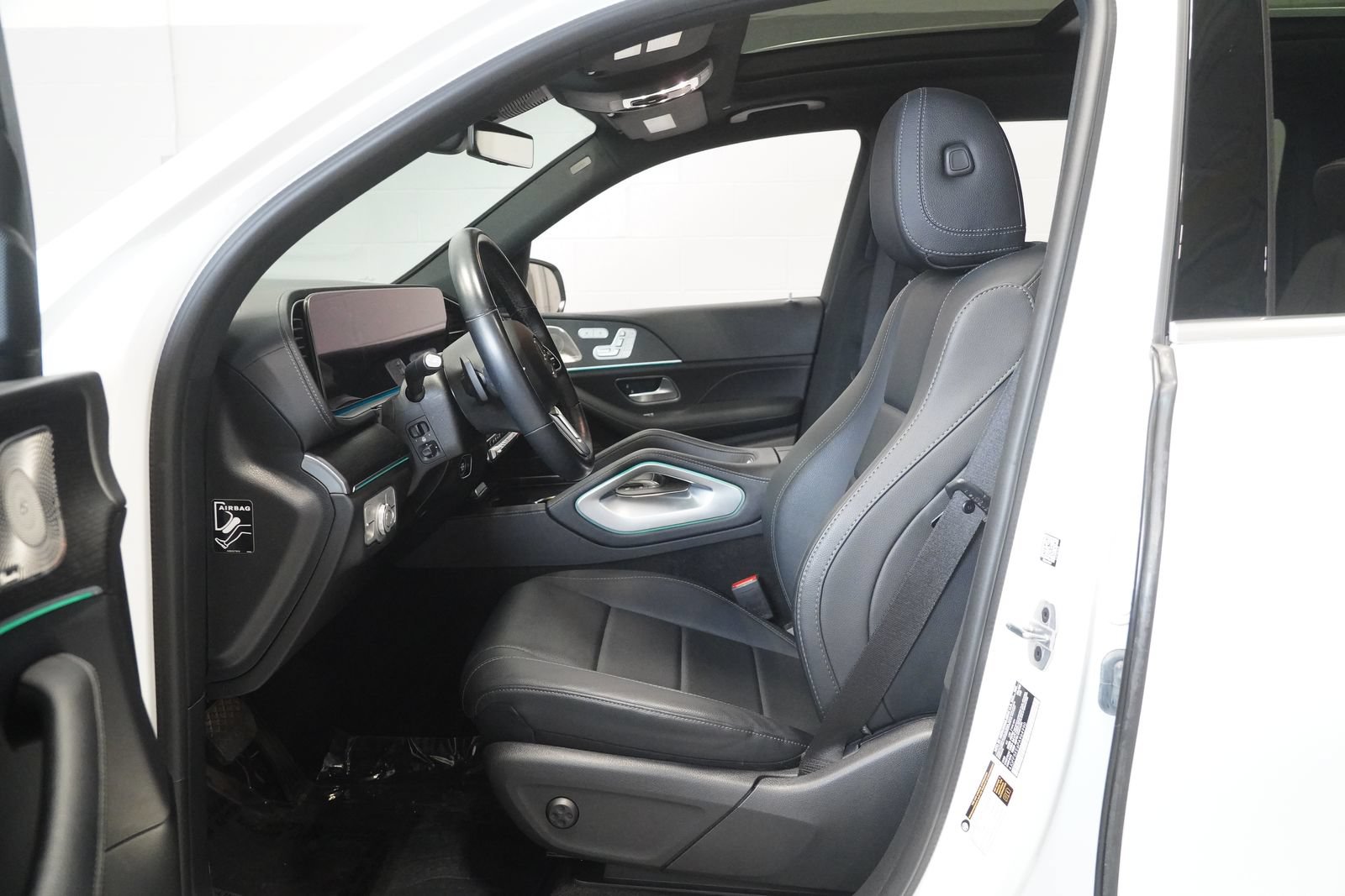 Certified 2023 Mercedes-Benz GLS 450 4MATIC image 11