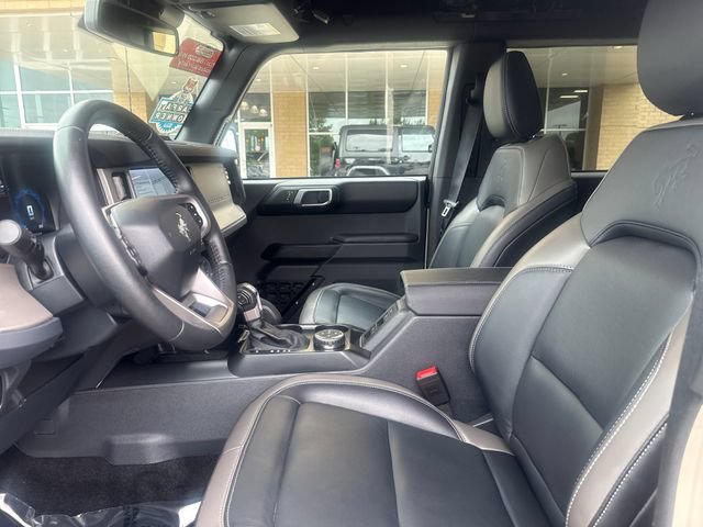 Used 2025 Ford Bronco Outer Banks w/ Sasquatch Package AWD/4WD image 8
