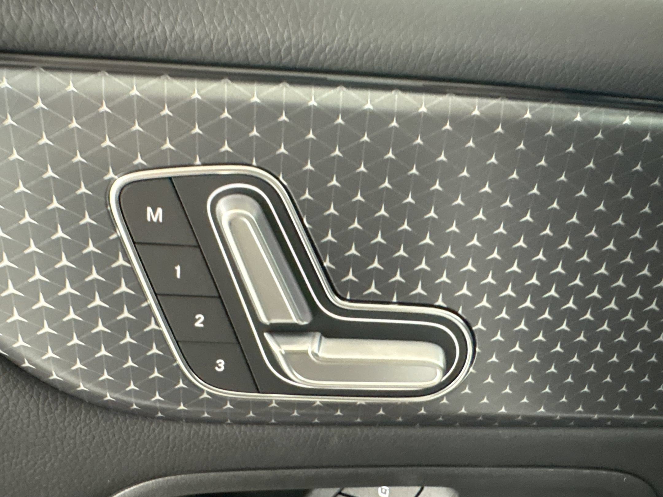 Certified 2026 Mercedes-Benz GLB 250 image 21