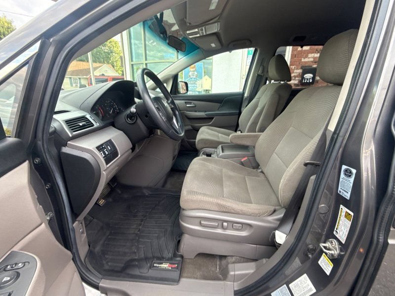 Used 2012 Honda Odyssey EX image 11