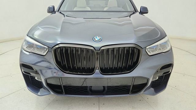 Used 2022 BMW X5 xDrive45e w/ M Sport Package image 8