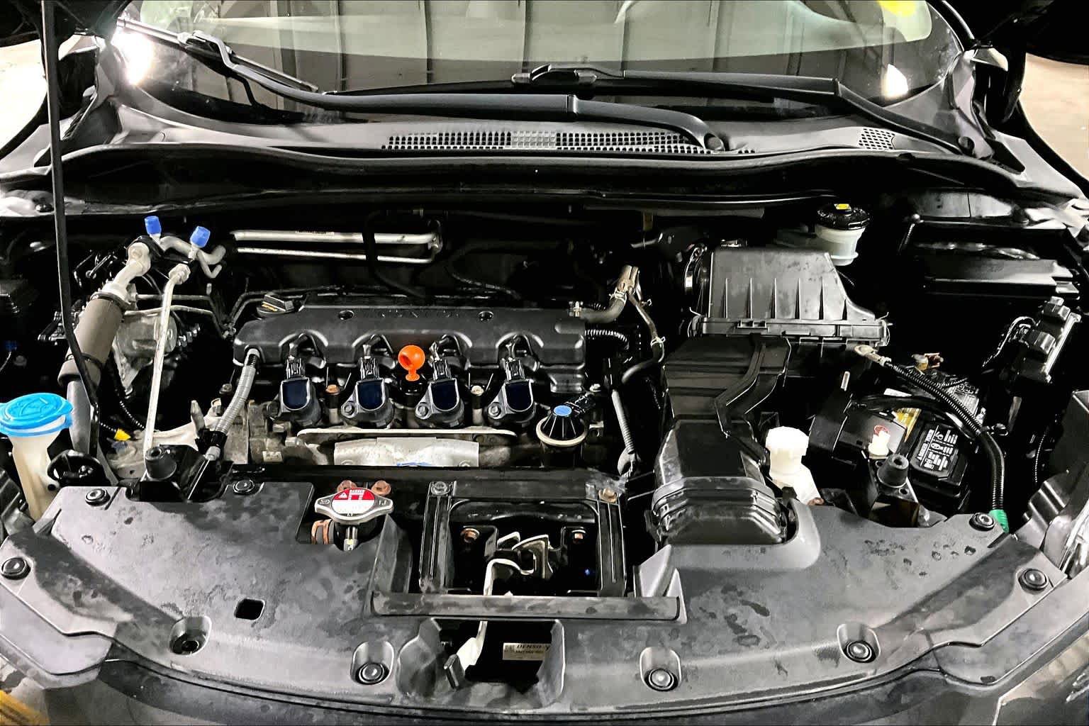 Used 2016 Honda HR-V LX image 32