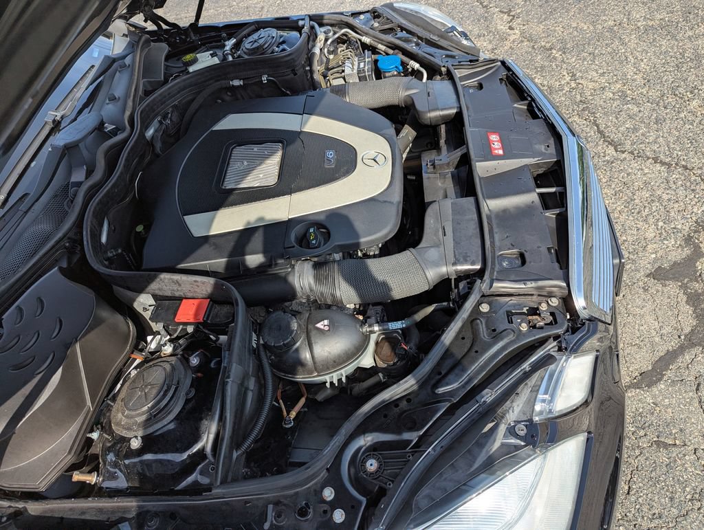 Used 2010 Mercedes-Benz E 350 4MATIC Sedan image 48