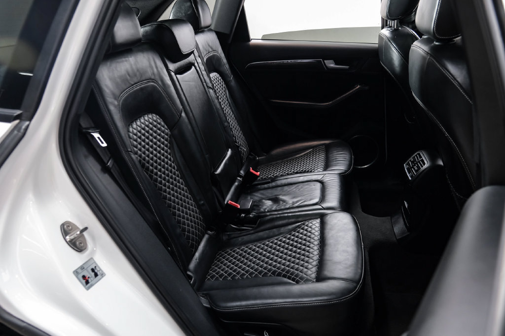 Used 2016 Audi SQ5 Premium Plus w/ Technology Package AWD/4WD image 44
