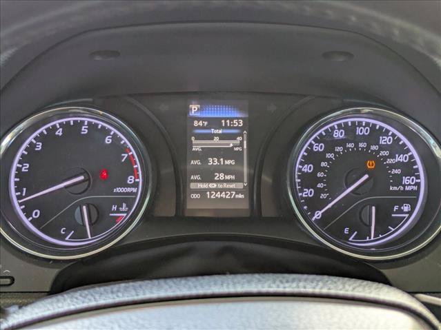 Used 2020 Toyota Camry SE FWD image 4