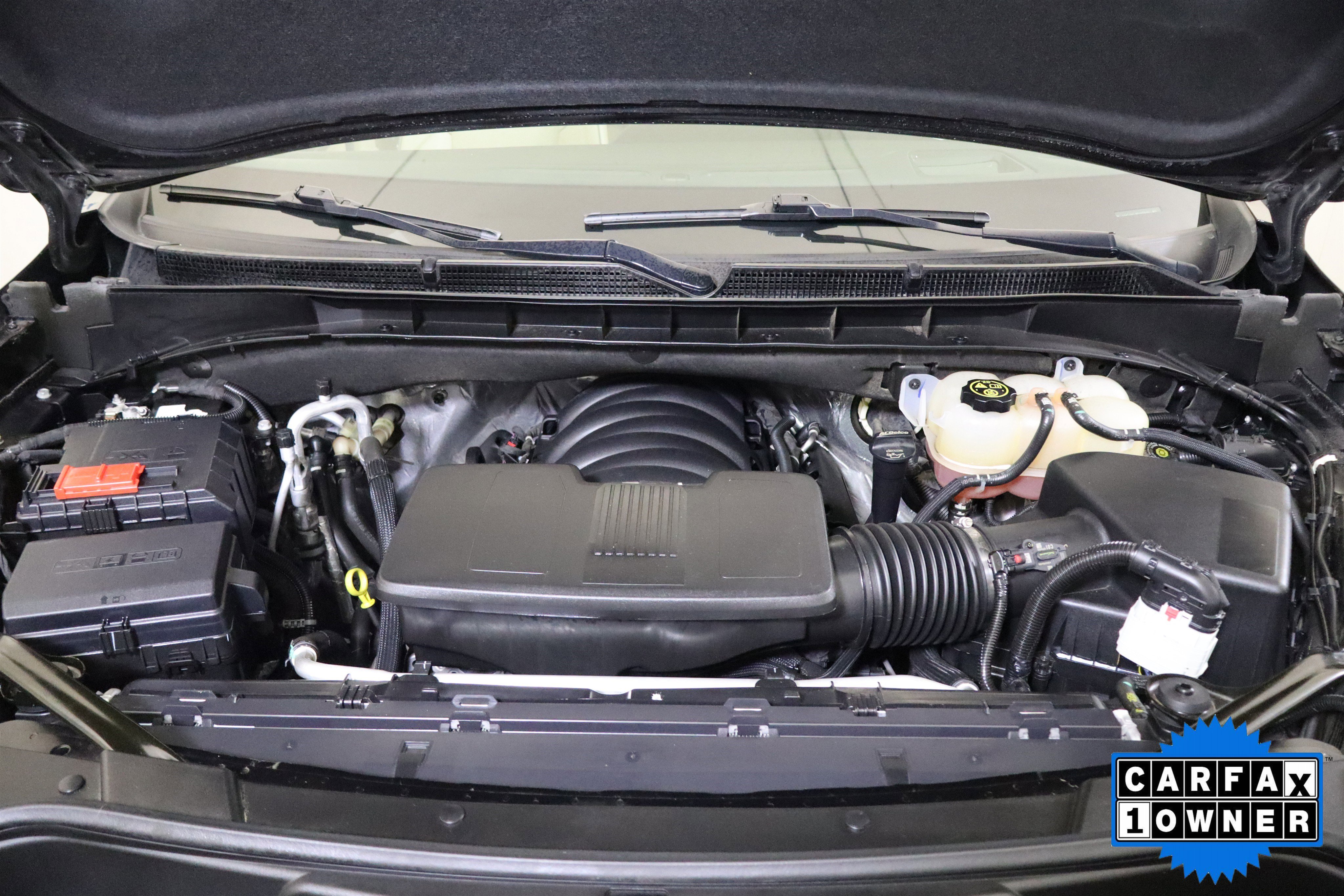 Used 2023 Cadillac Escalade ESV Premium Luxury w/ LPO, Radiant Package image 16