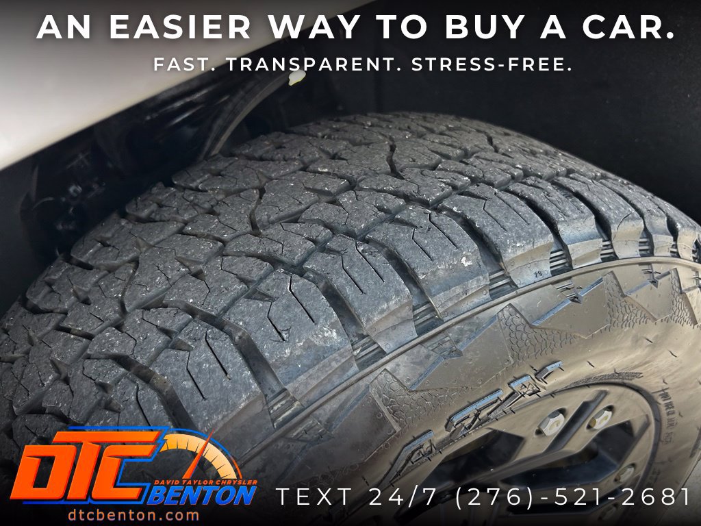 Used 2021 Chevrolet Silverado 1500 LT AWD/4WD image 30