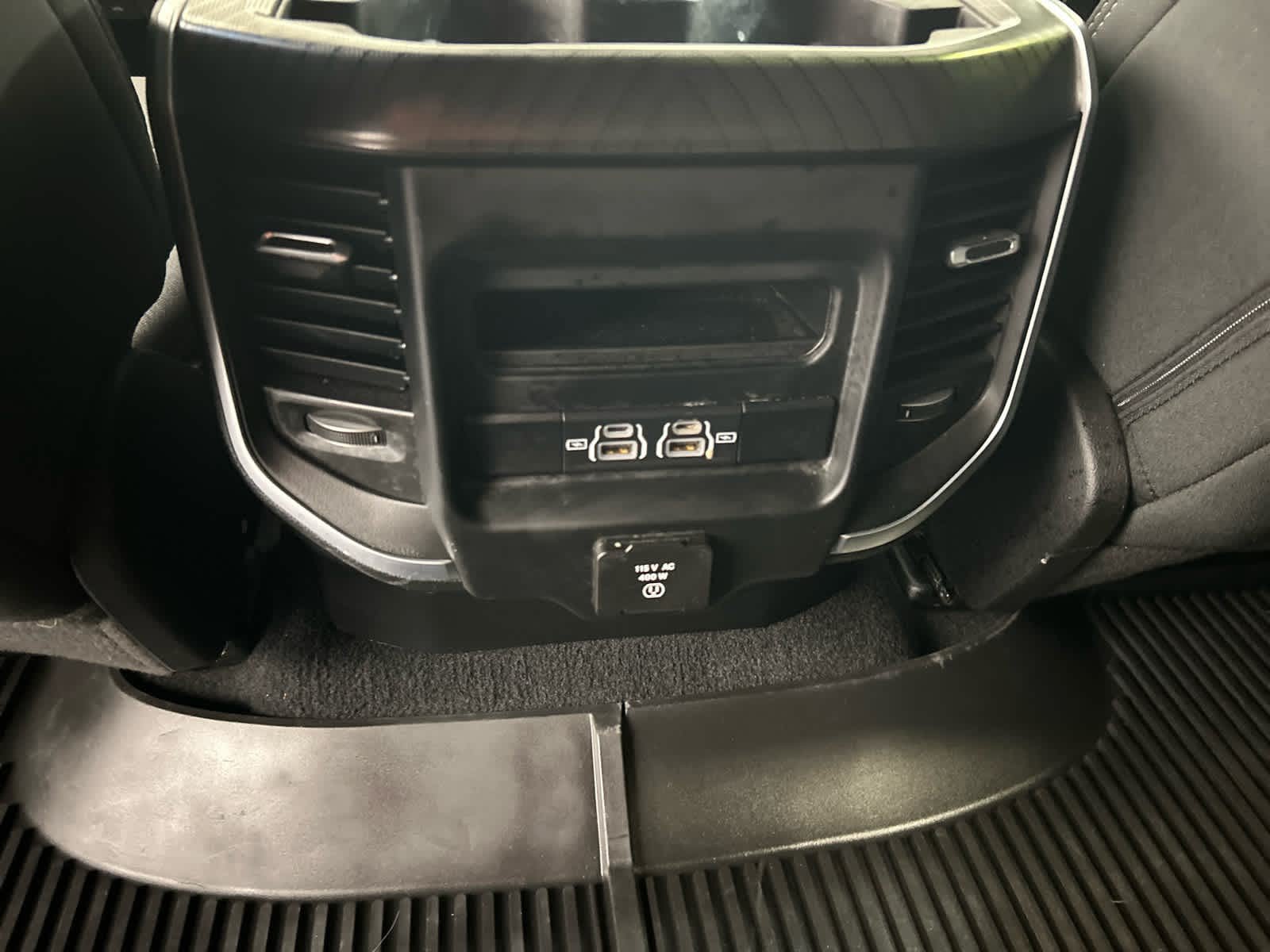 Used 2025 RAM 1500 Big Horn AWD/4WD image 13