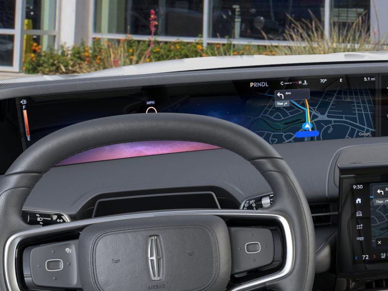 New 2026 Lincoln Nautilus Premier AWD/4WD image 13