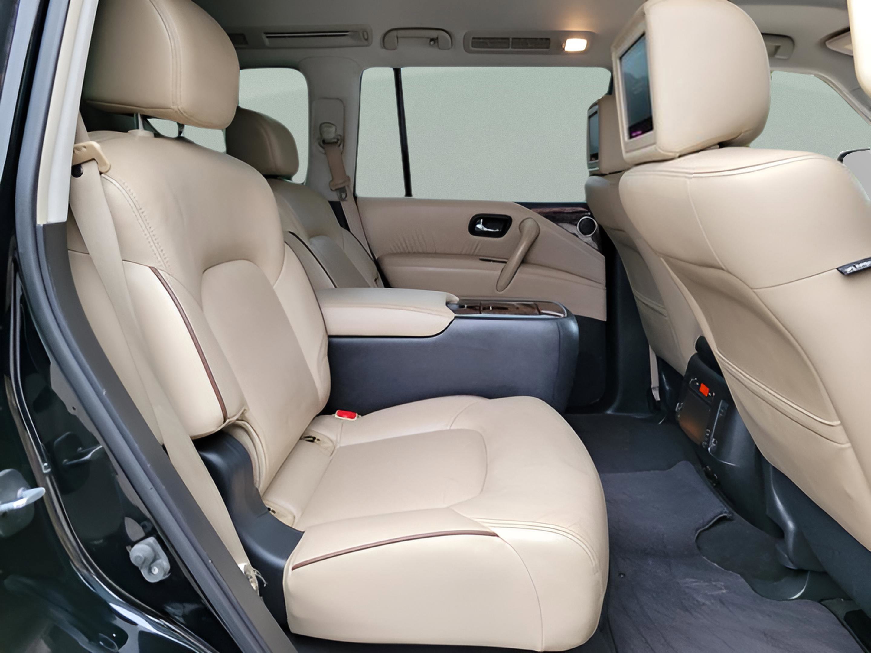 Used 2019 Nissan Armada Platinum w/ Captain's Chairs Package image 12