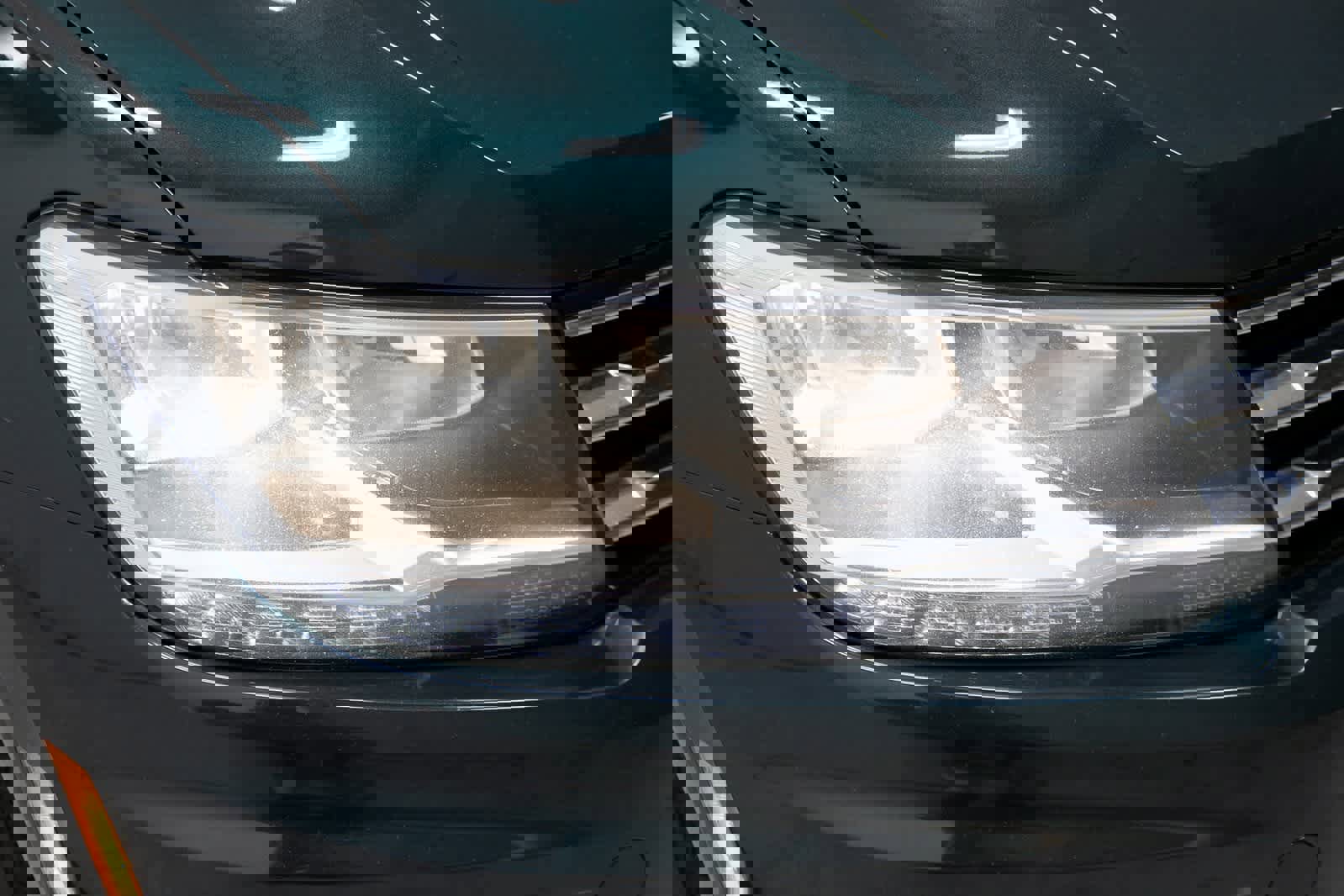 Used 2019 Volkswagen Tiguan SE w/ Panoramic Sunroof Package image 29