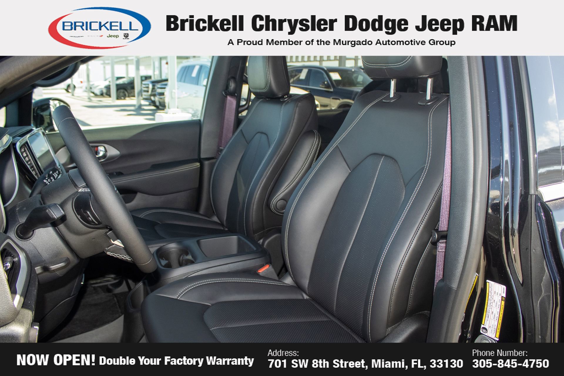 New 2025 Chrysler Pacifica Select FWD image 21