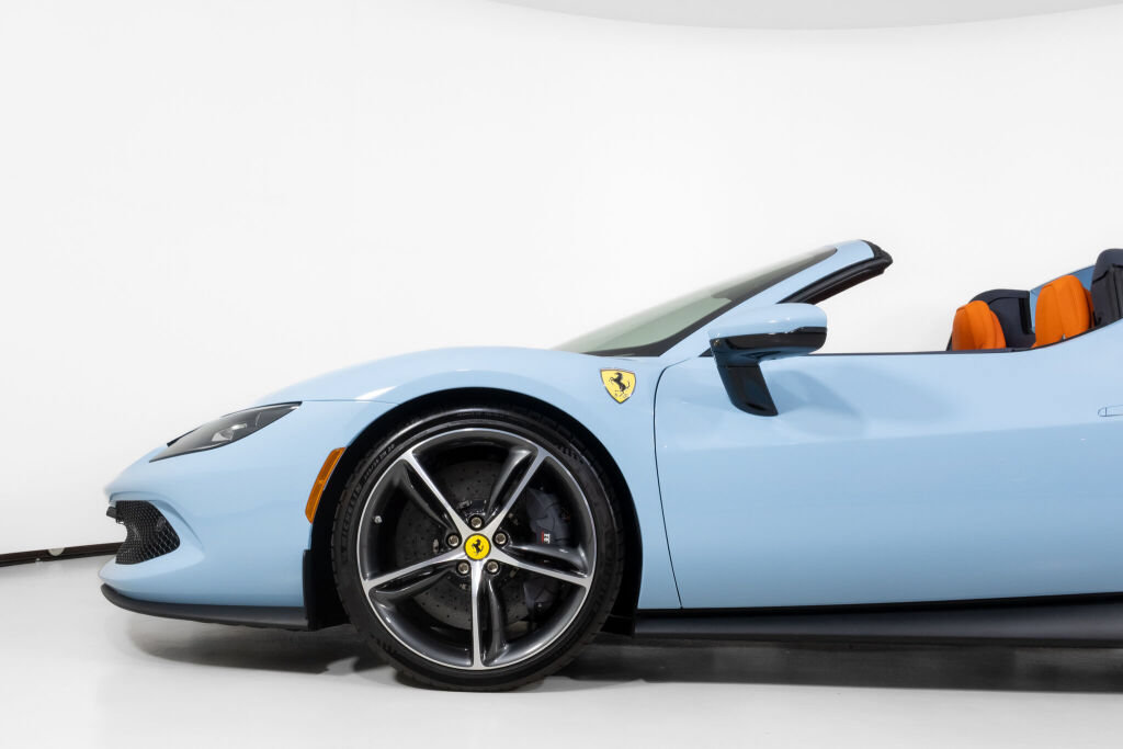 Used 2024 Ferrari 296 GTS RWD image 16