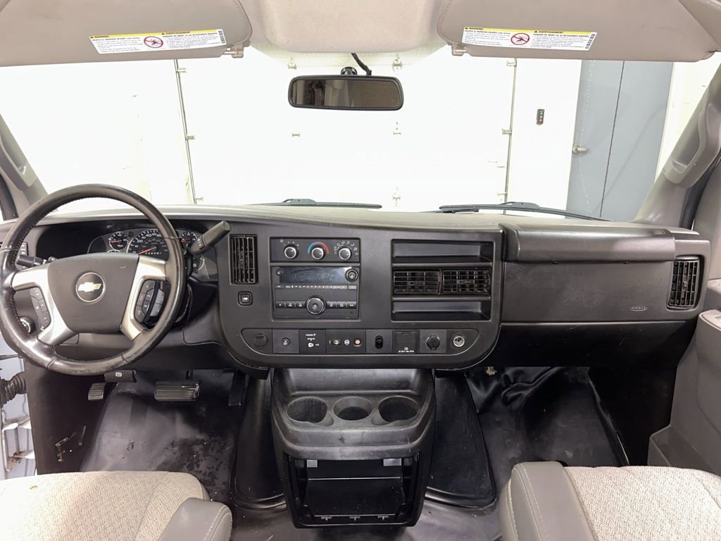 Used 2019 Chevrolet Express 3500 w/ Power Convenience Package image 11