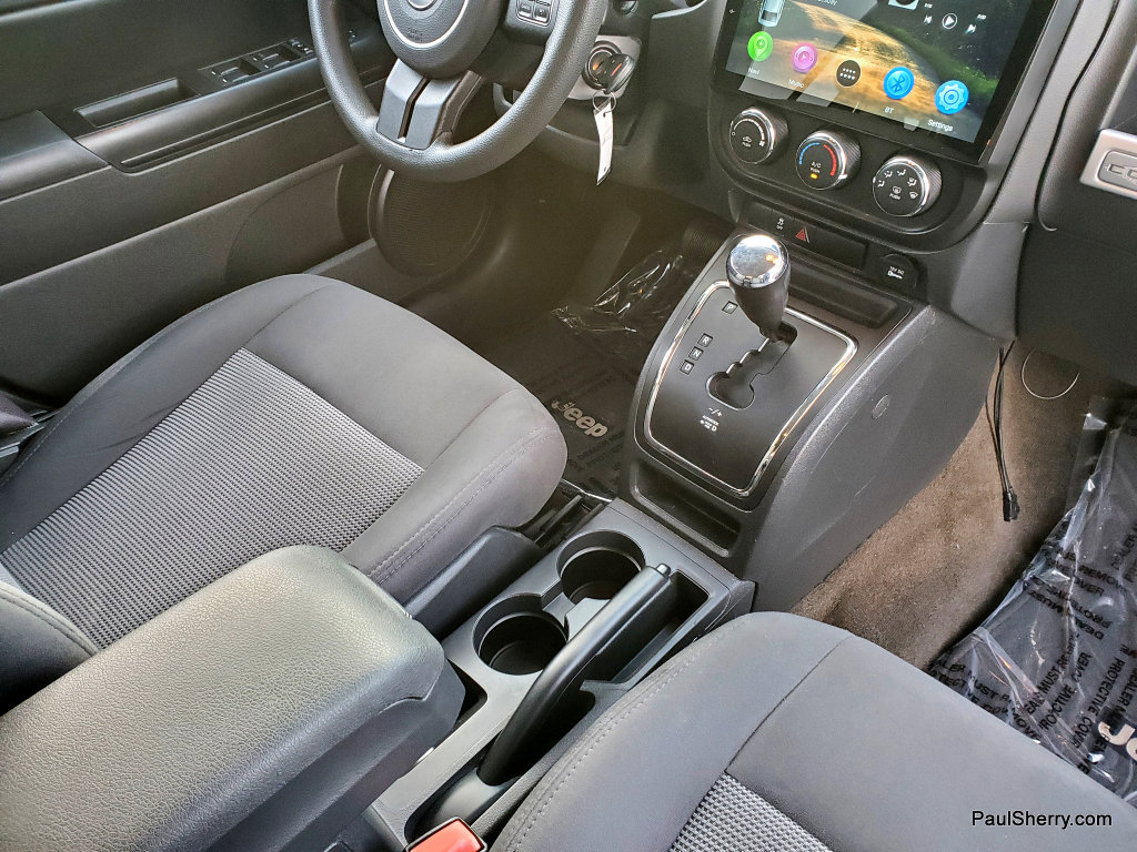 Used 2015 Jeep Compass Sport w/ Power Value Group image 30